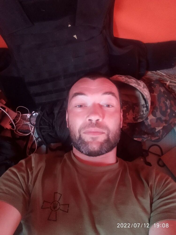  27726335  Pasha, 41 ,    