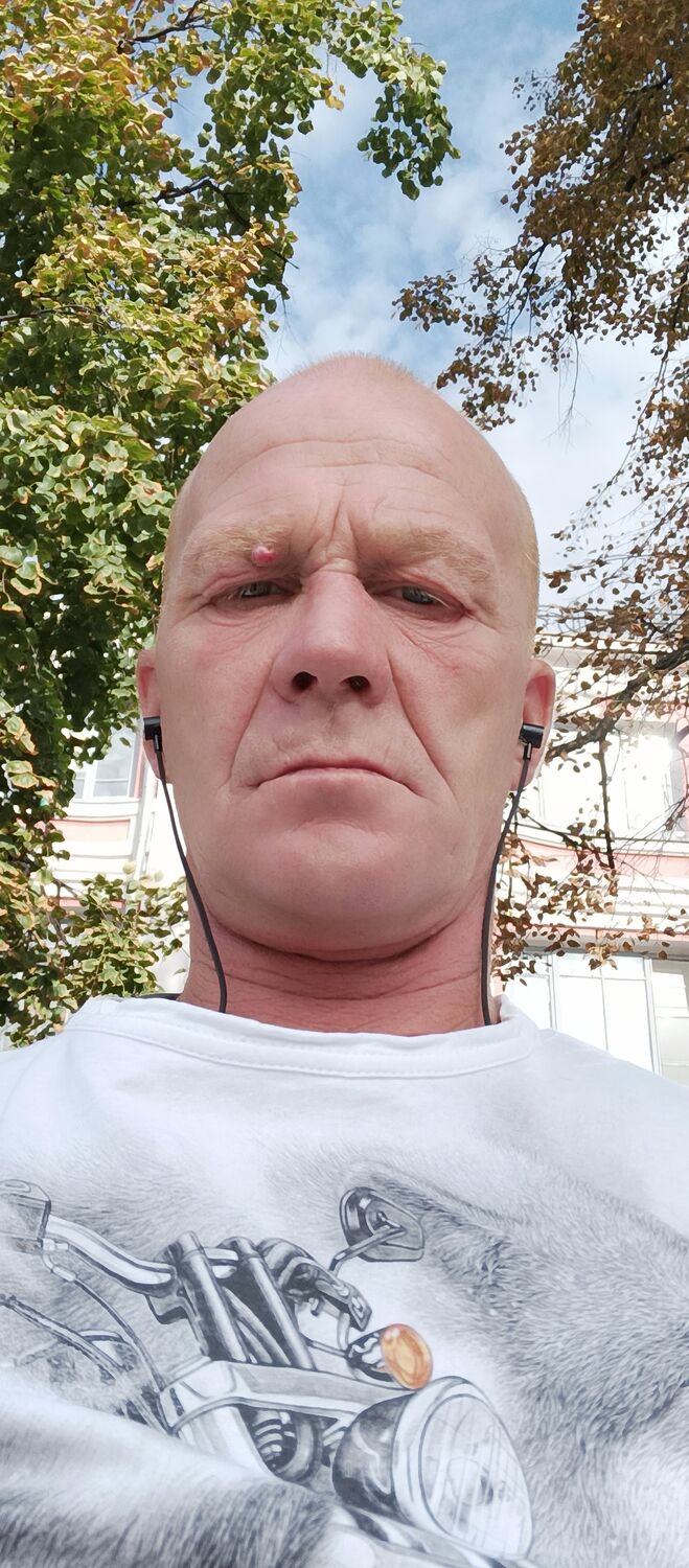  48273465  , 54 ,    