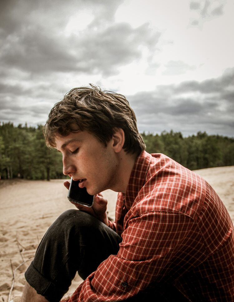  44631785  , 25 ,    -