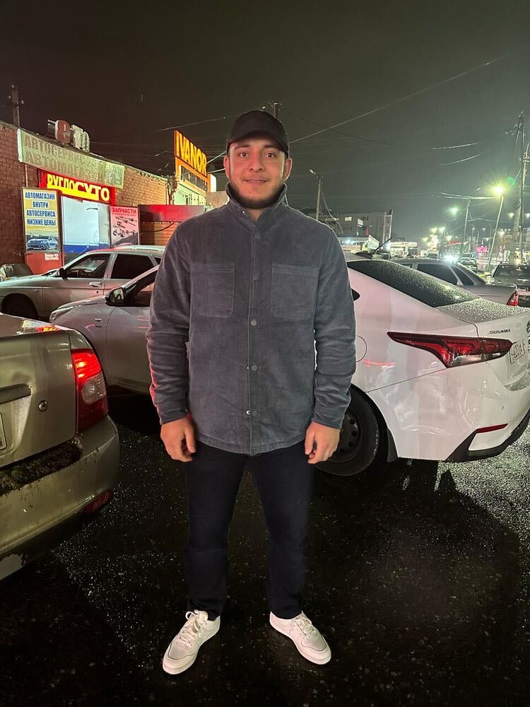 ,   Umar, 25 ,   ,   