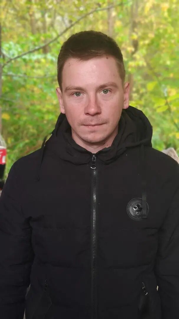  30024875  Andrey, 35 ,    