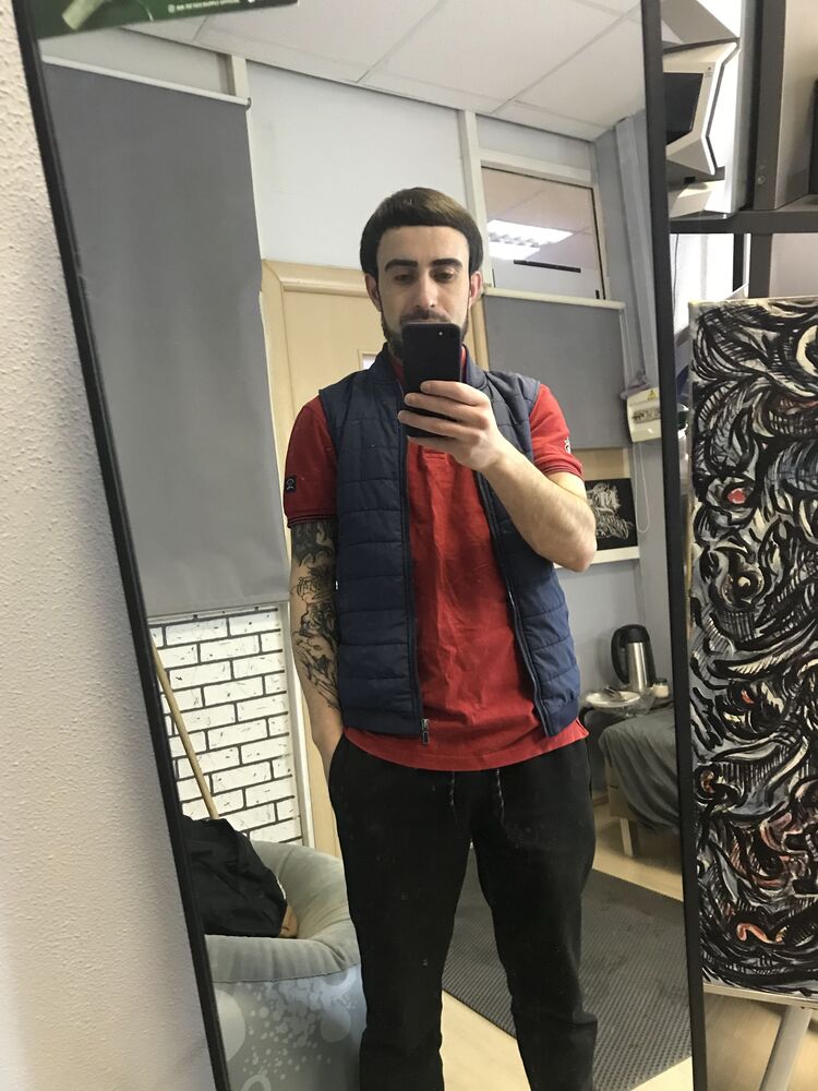  46817825  , 32 ,    