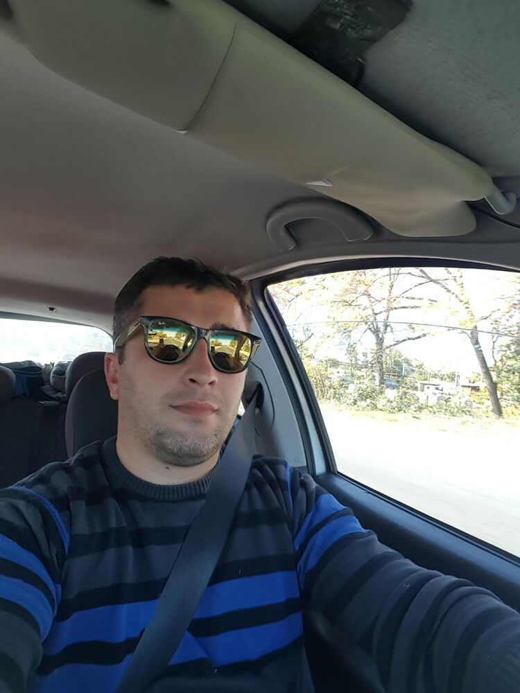  17806555  Giorgi, 39 ,    