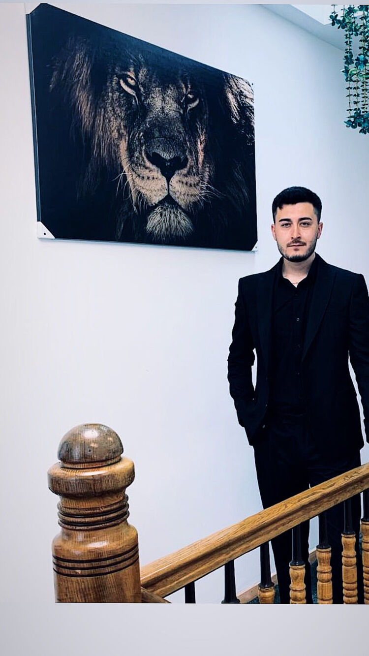  ,   Onur, 24 ,   ,   