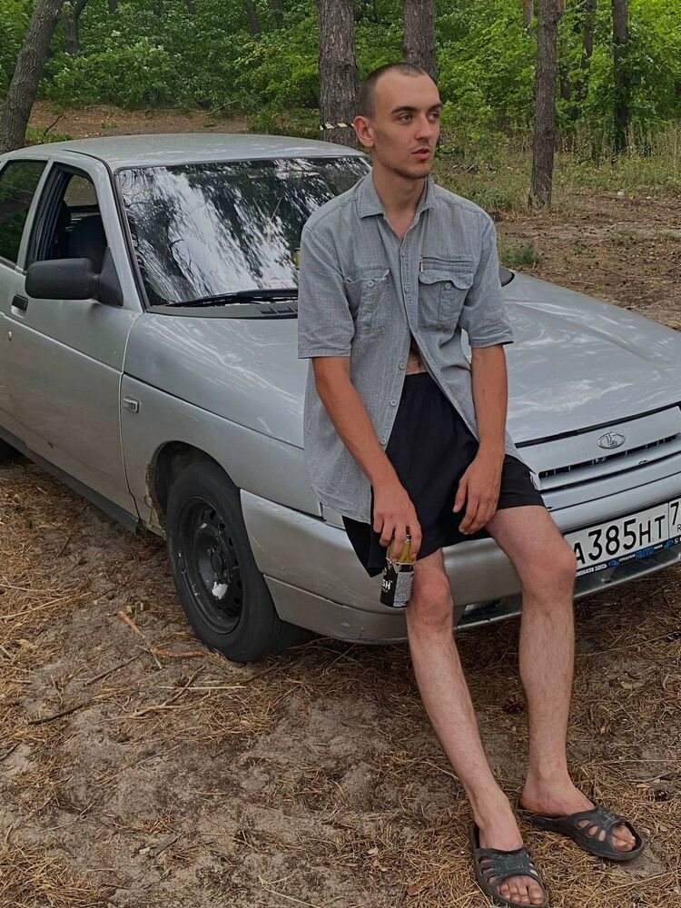  36881575  , 22 ,    
