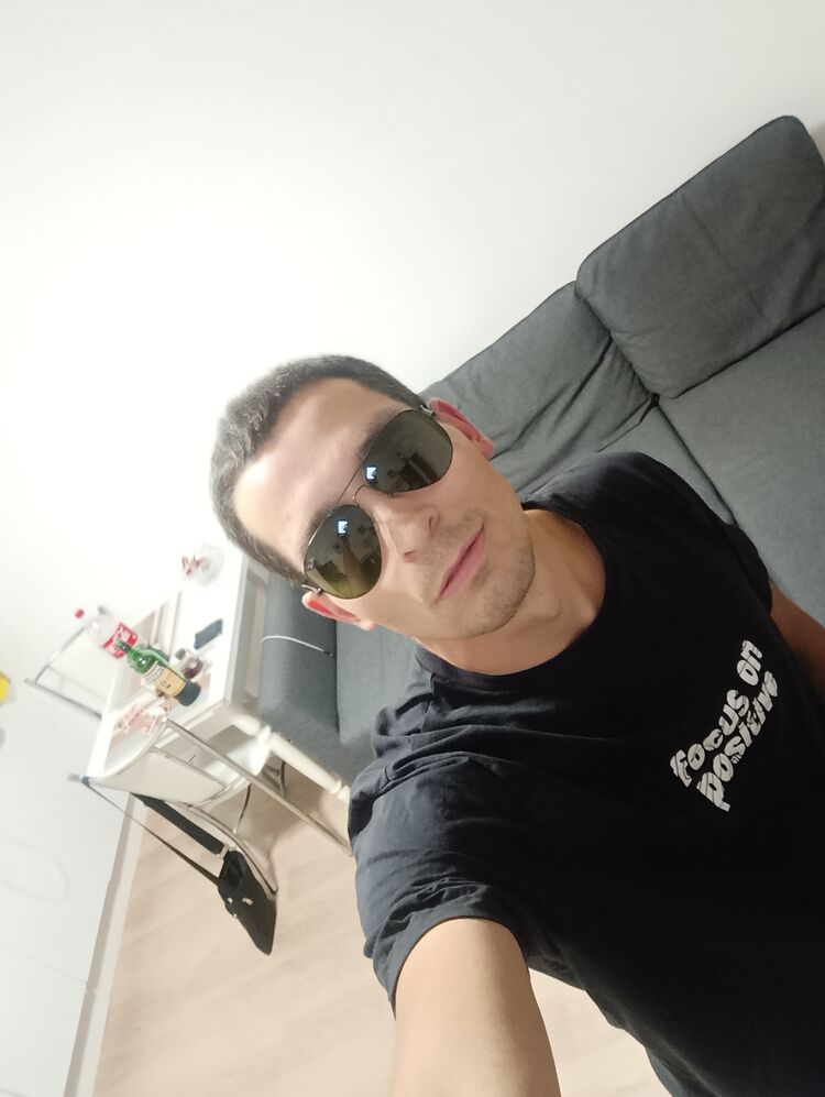  ,   Rustam, 30 ,   ,   , 