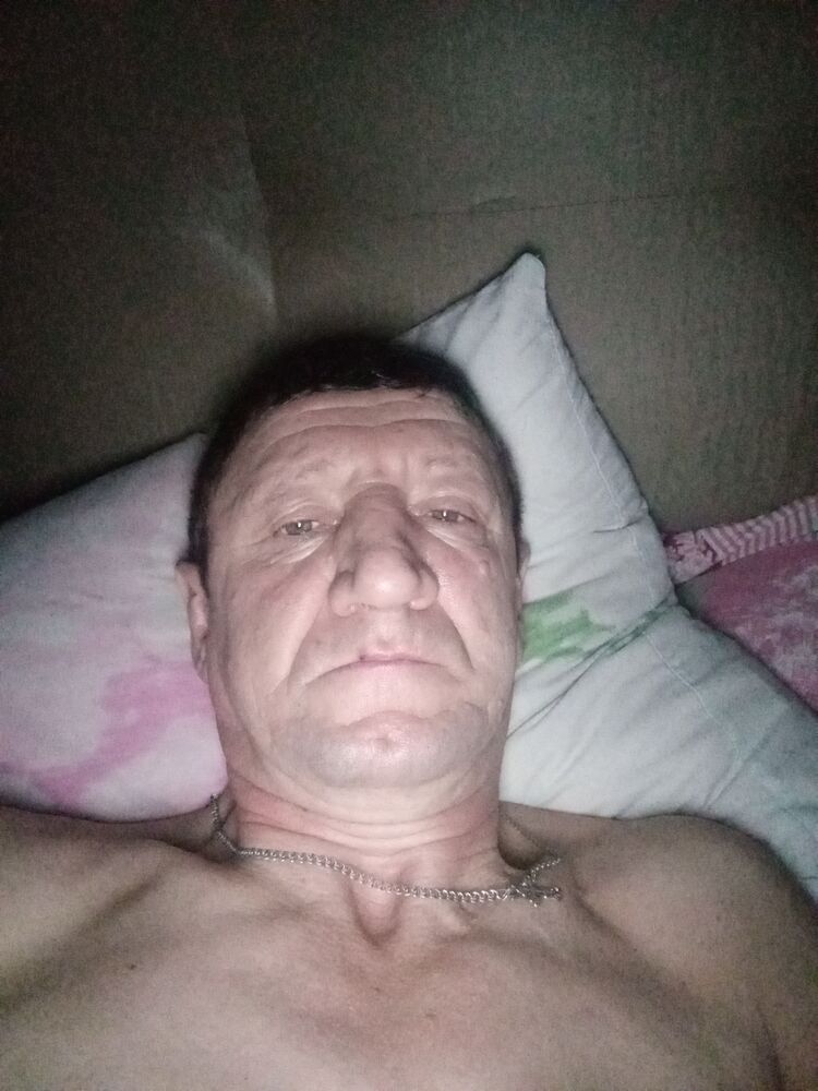  40222415  , 54 ,     
