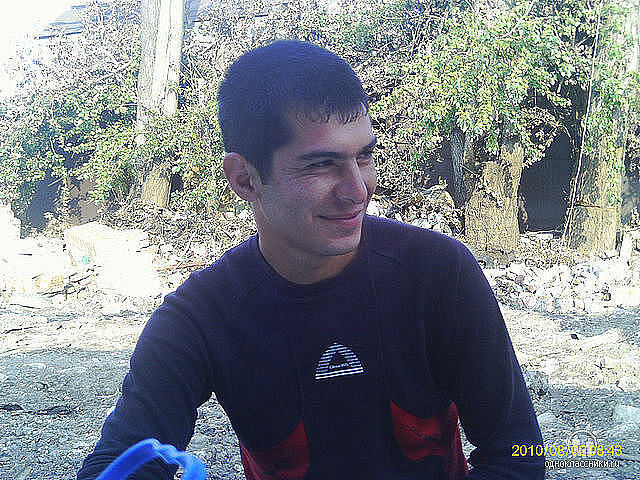  9151585  ARTAK, 37 ,    