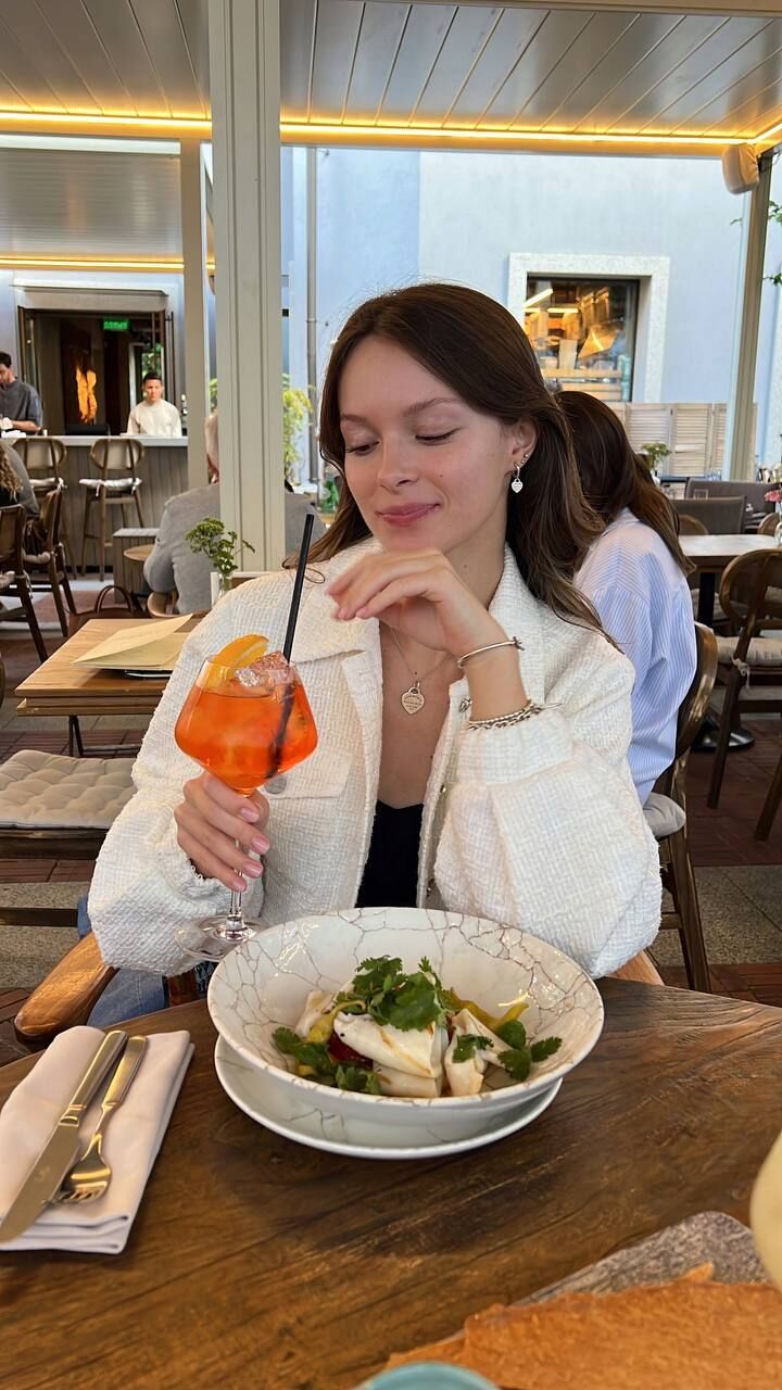  38041485  , 28 ,    --