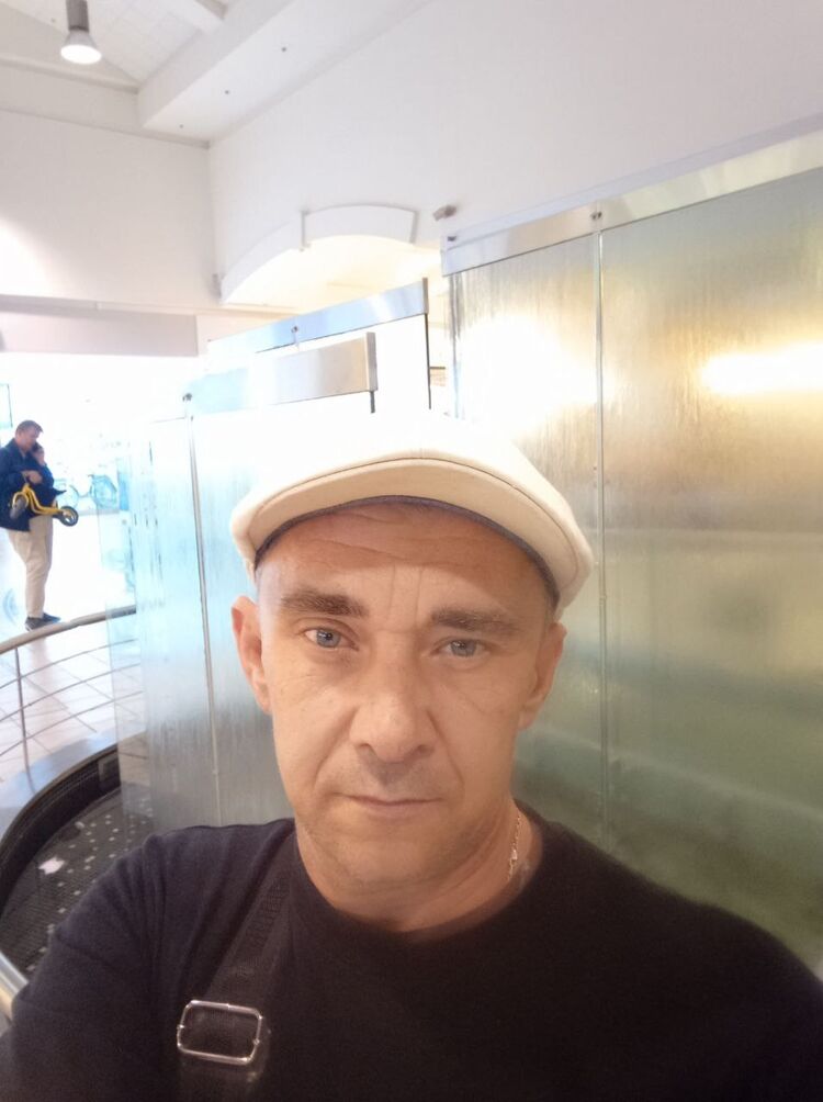 ���� 25560615 ������� Jon, 45 ���, ���� ���������� � �����