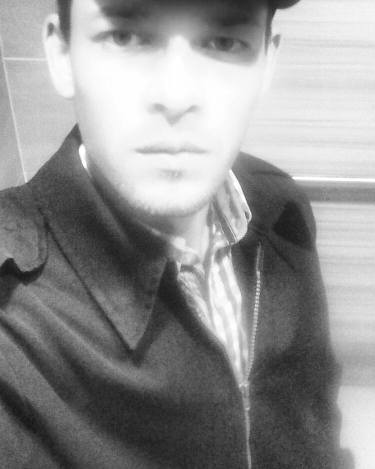  ,   Sergij, 33 ,   ,   , c 