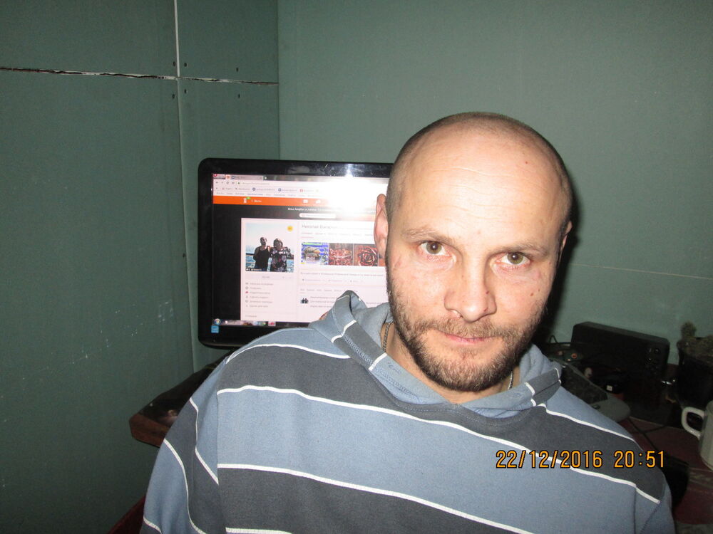  11378305  Nik, 45 ,    