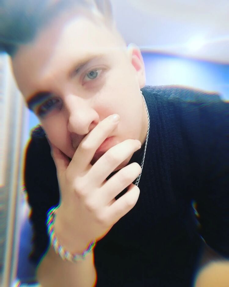  28384585  , 23 ,     