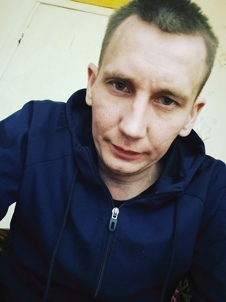  53578805  , 33 ,    