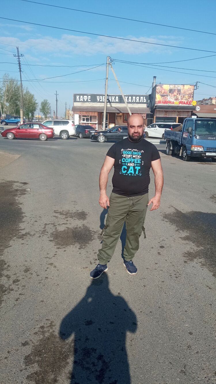  26483585  Hovo, 39 ,    