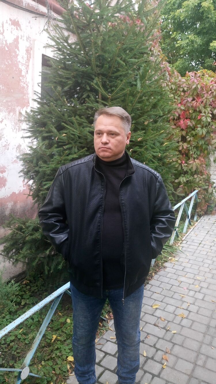  24102275  , 52 ,    