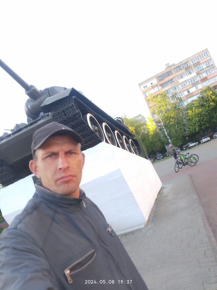  48084045  , 37 ,    