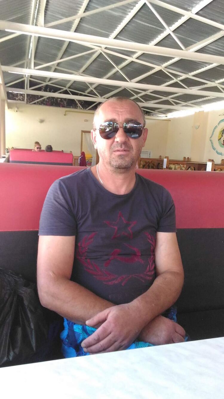  25209535  Oleg, 53 ,    