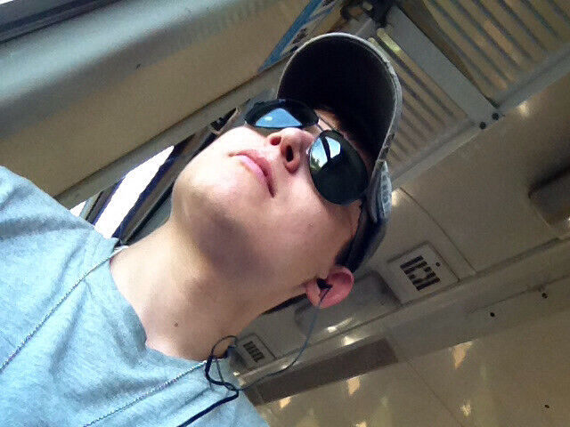  49805985  Oleg, 55 ,    