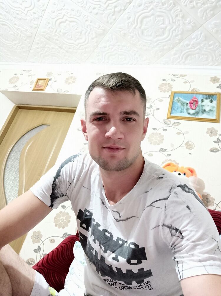  --,   Dima, 31 ,   ,   , c 