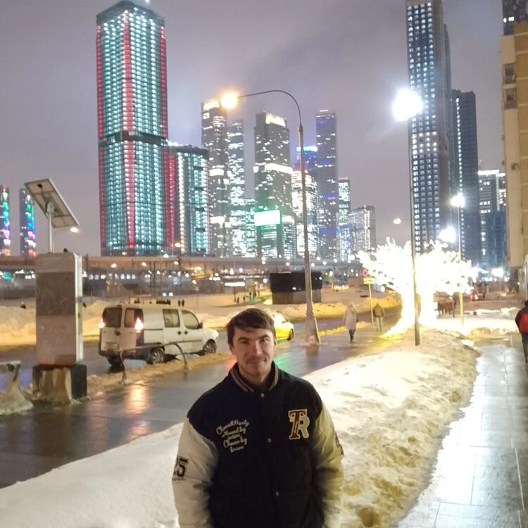  46963435  , 33 ,    