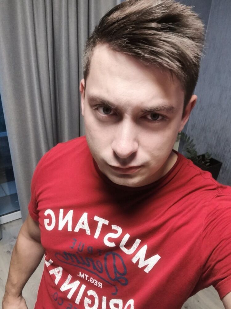  18322715  , 32 ,    