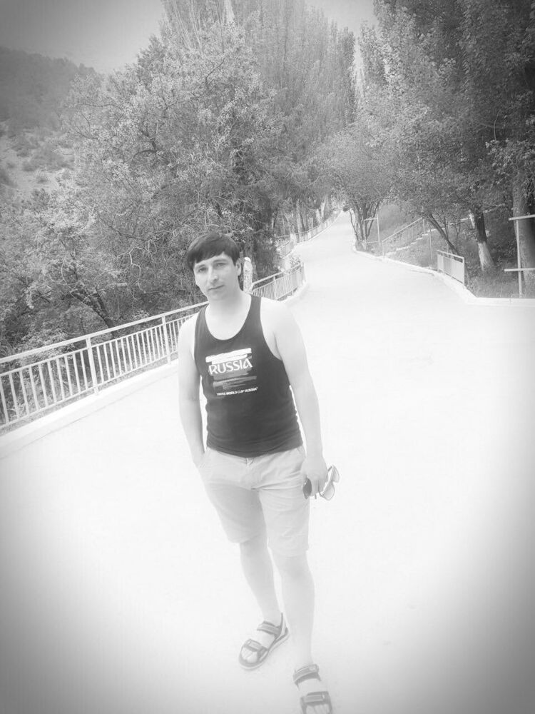  33207915  , 37 ,    -