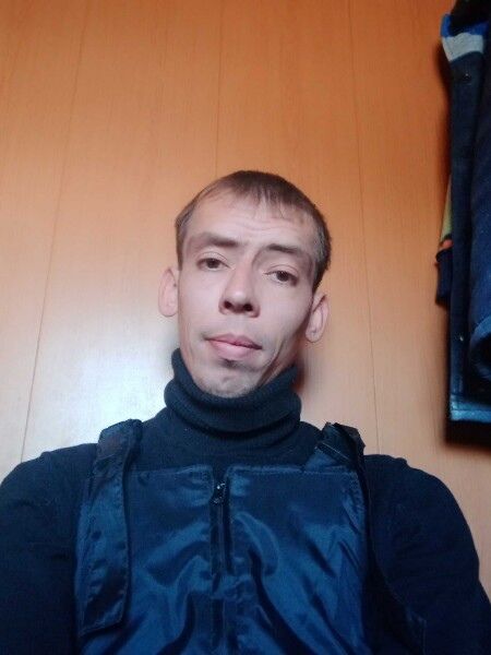  28368145  Ѹ, 34 ,    