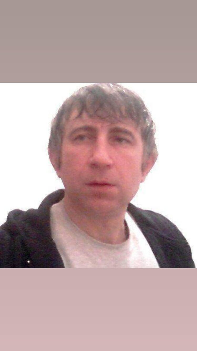  23587285  Goran, 56 ,    