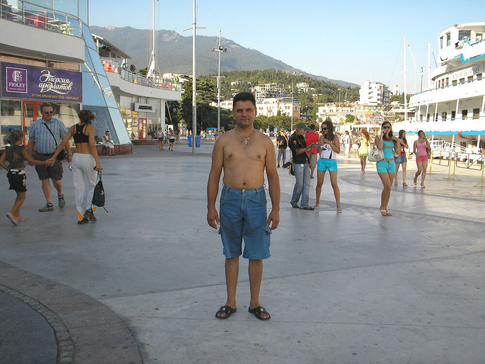  4288735  Dima, 54 ,    