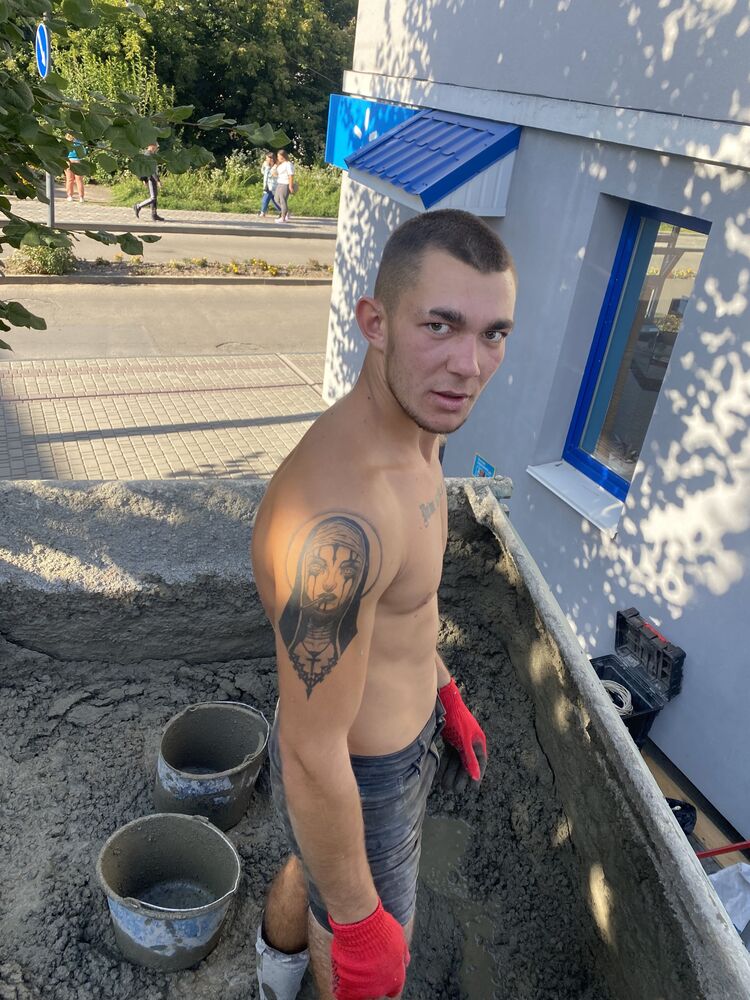  29956035  , 42 ,    