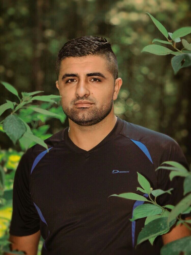  53809755  Adam, 38 ,    