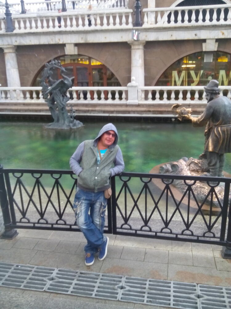   ,   Mihail, 46 ,   