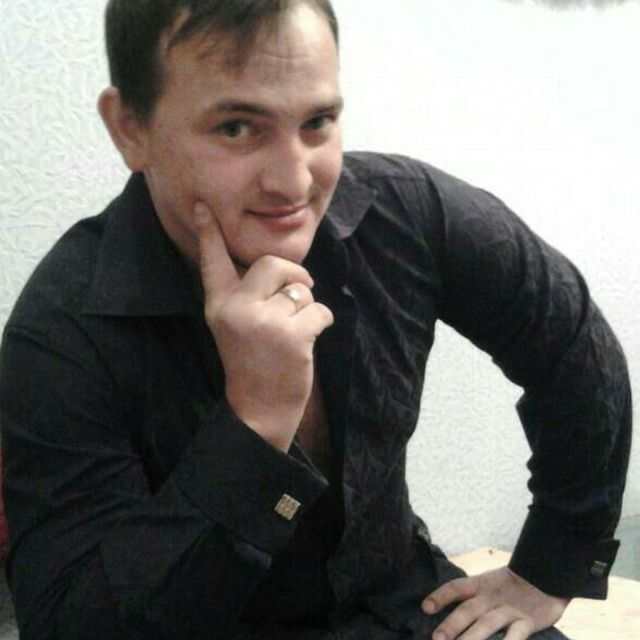  16982495  Alex, 44 ,    