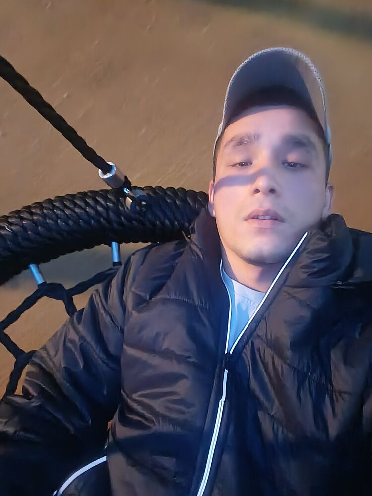  52869655  , 24 ,    