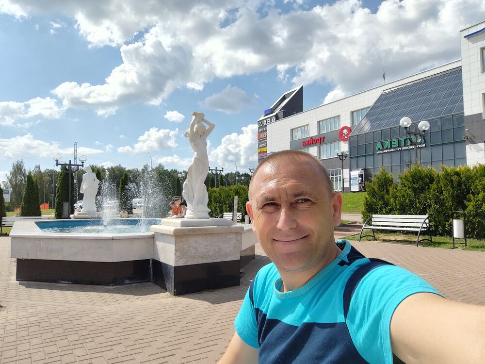  44890555  Leonid, 43 ,    
