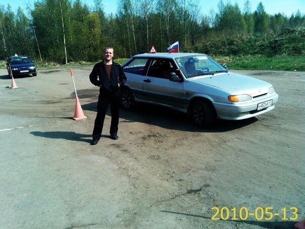  18952095  Maikl, 46 ,    