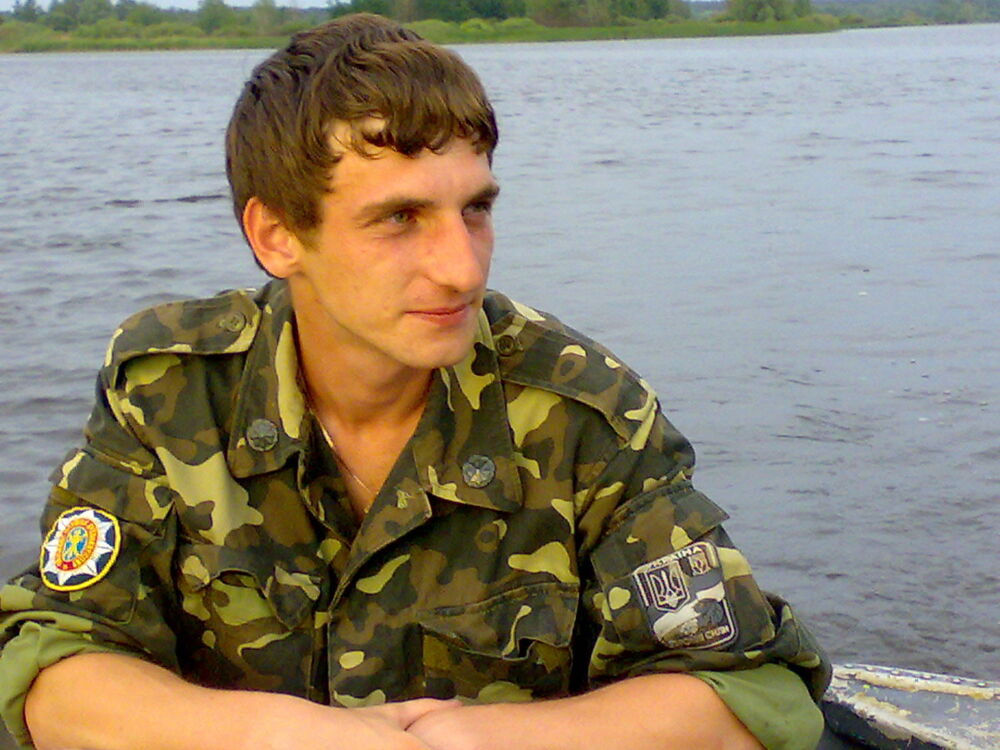  5224505  Maksim, 40 ,    