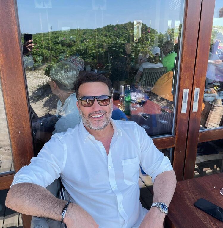  54051695  , 47 ,    -