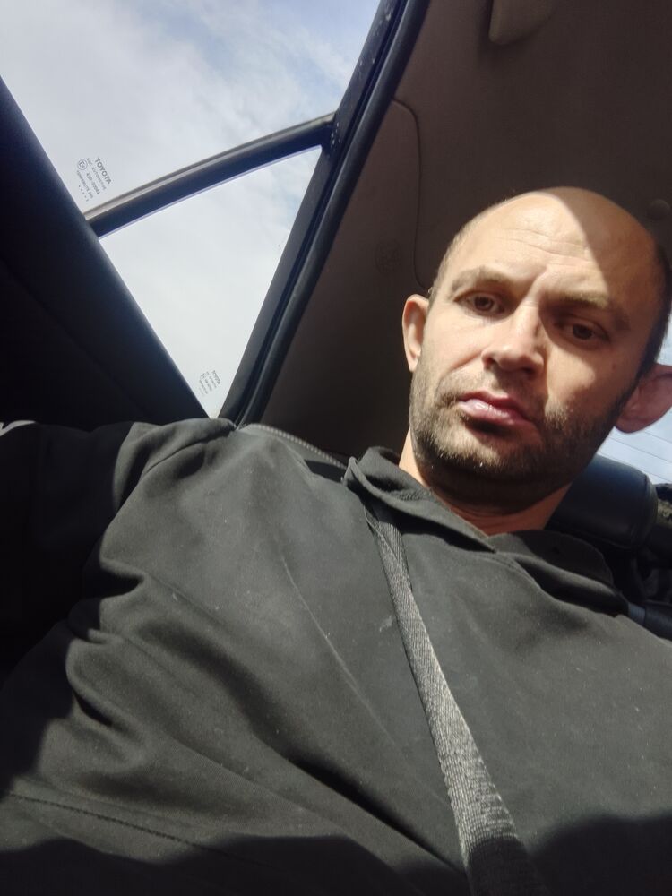  46535075  , 37 ,    