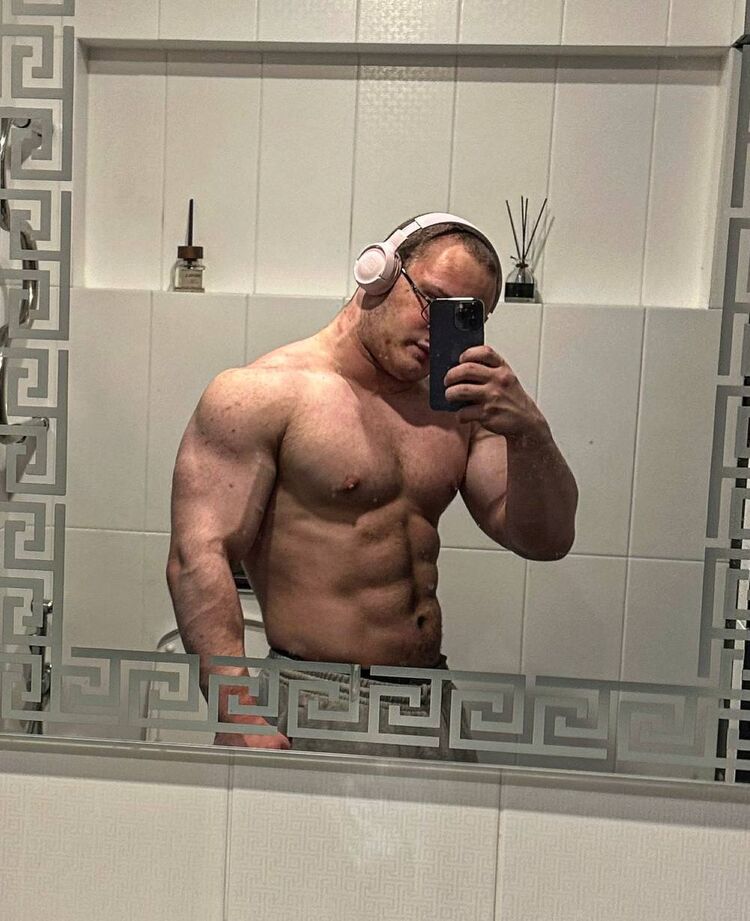  40304785   , 22 ,    