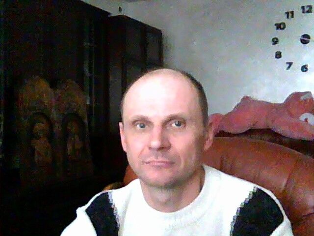  6093655  Serj, 58 ,    