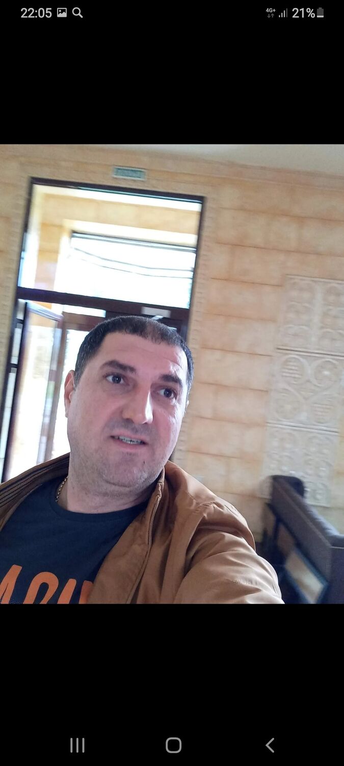   ,   Arik, 45 ,   ,   