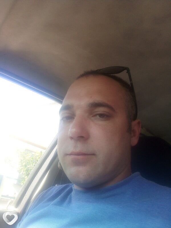  46700635  , 37 ,    