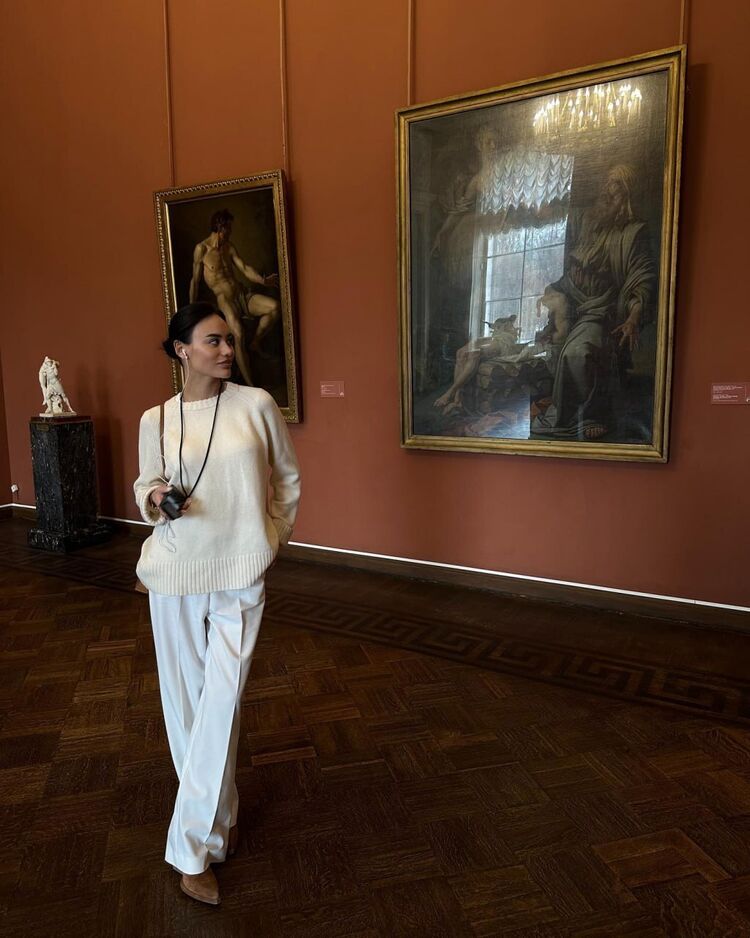 ���� 51688935 ������� ������, 33 ����, ���� ���������� � �����-����������