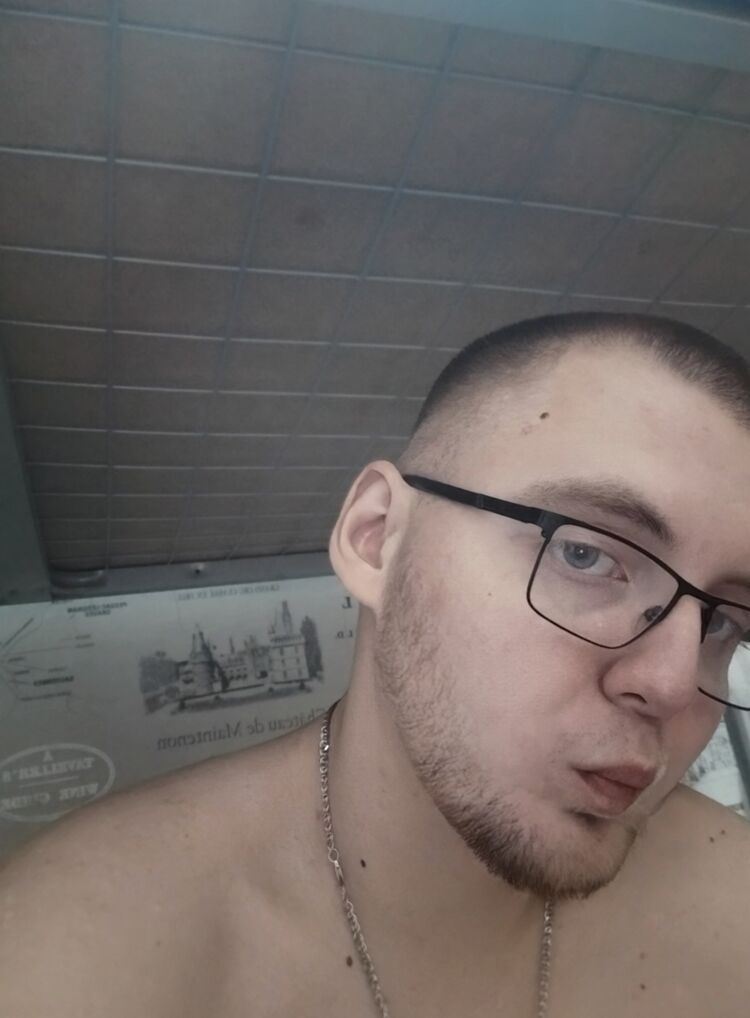  48673745  , 21 ,    