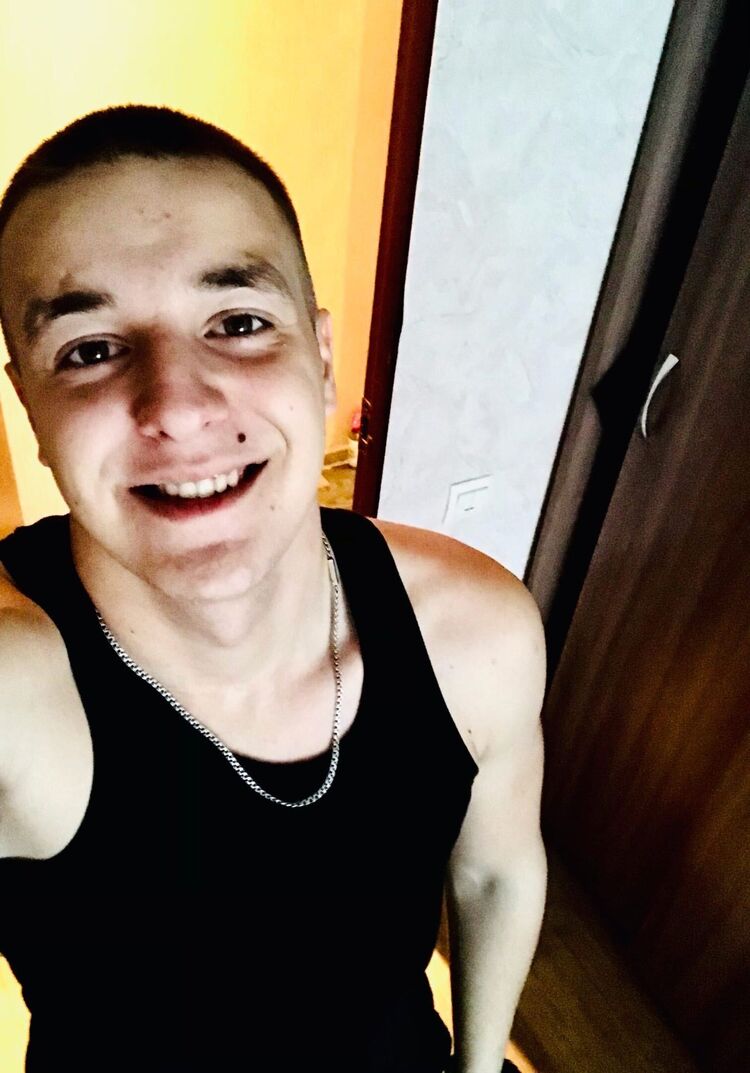  28501565  , 27 ,    