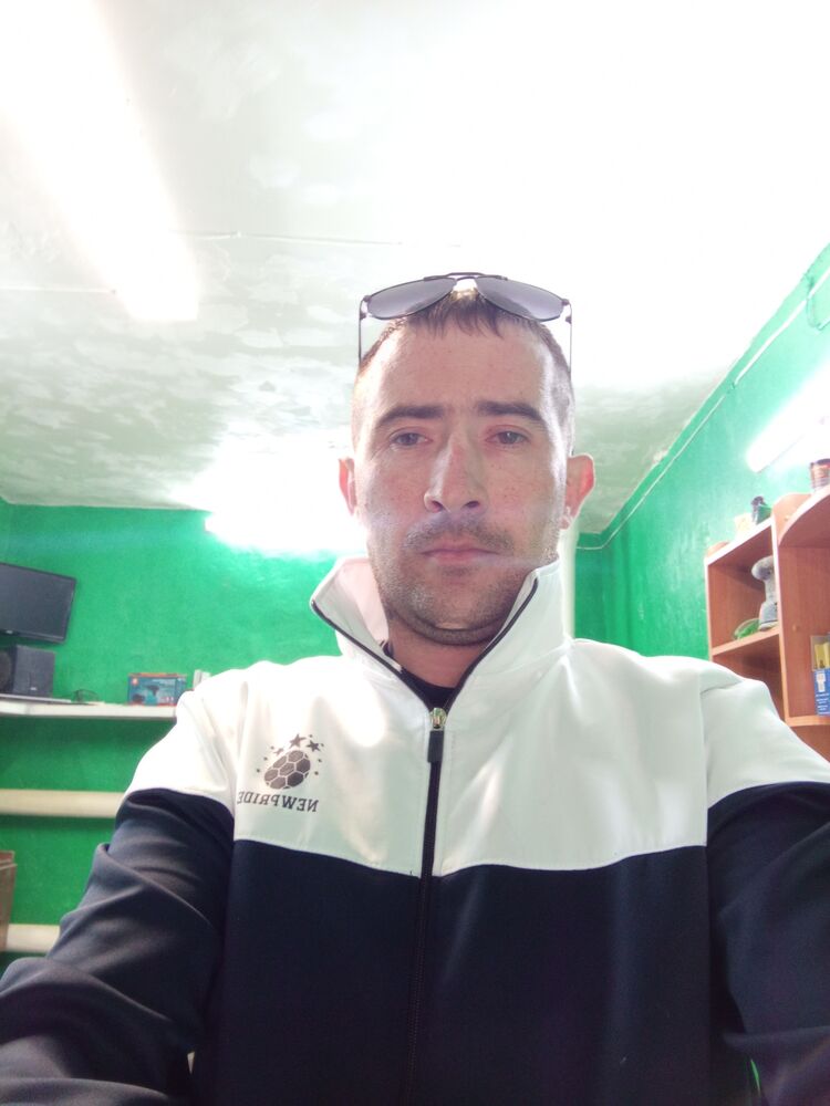  --,   , 34 ,   c 