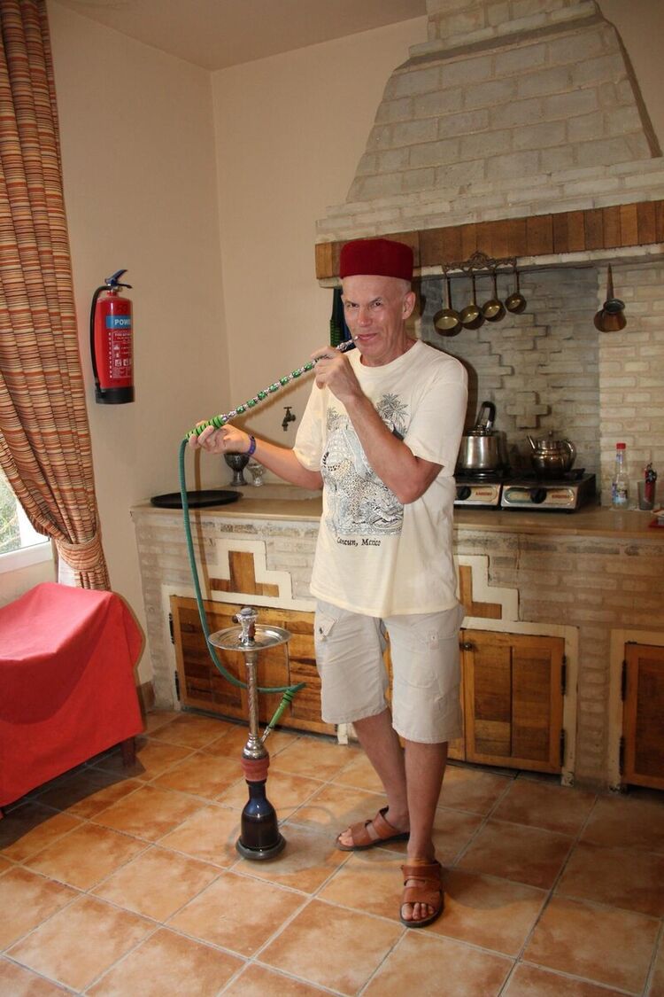  ,   Igor, 56 ,     , c 
