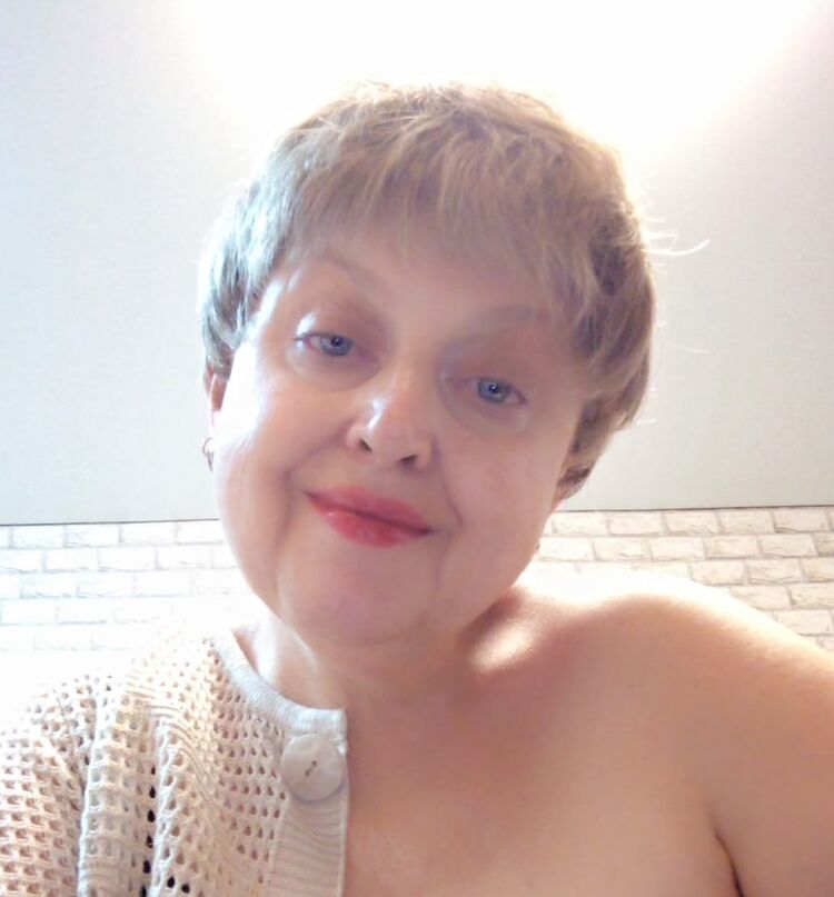  48048845  Olga, 51 ,    